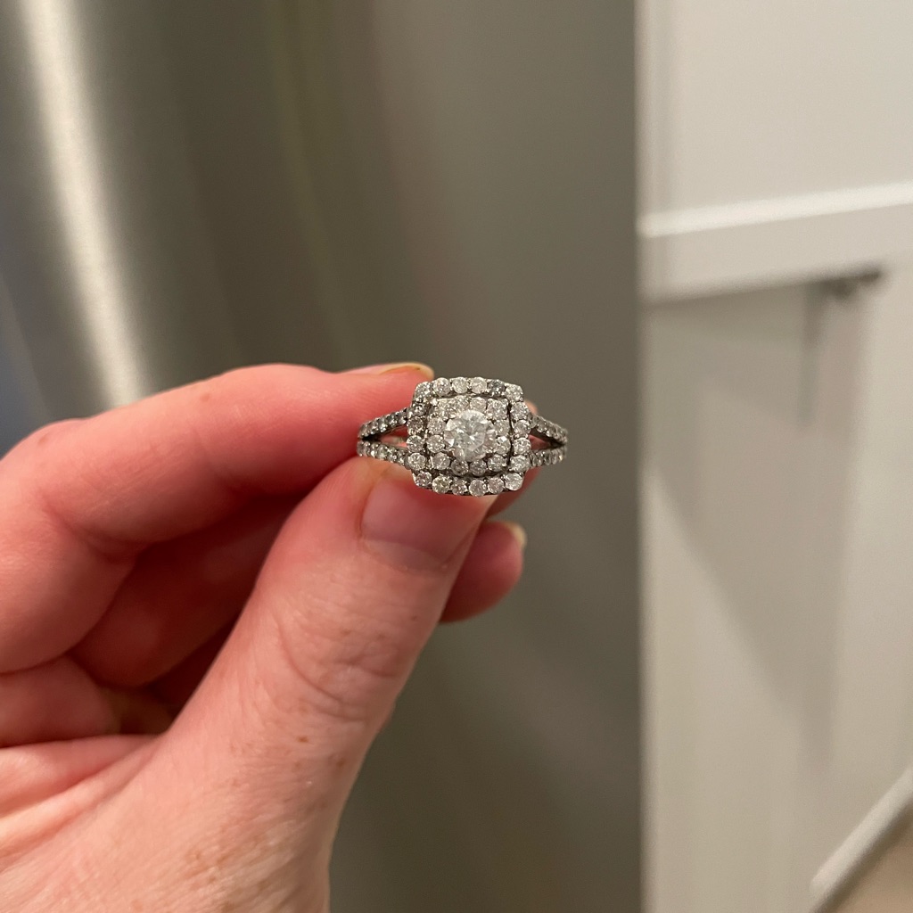 10k Diamond Ring